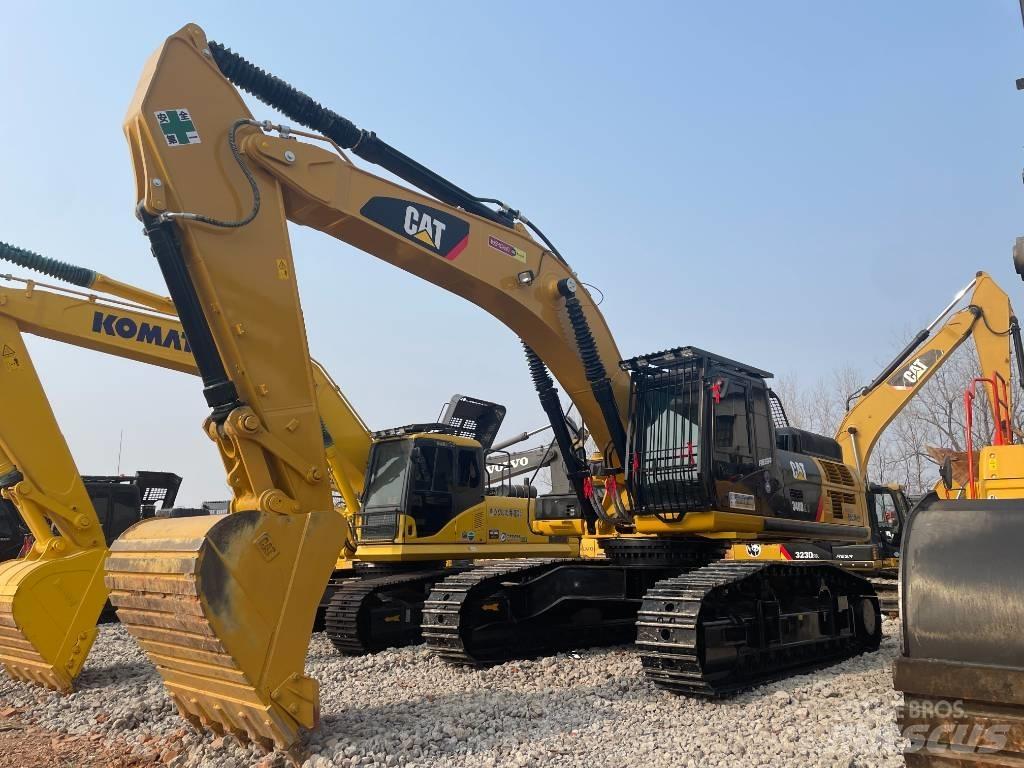 CAT CAT340D2L حفارات زحافة