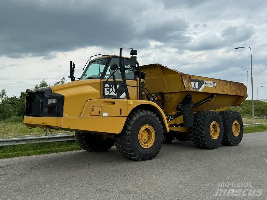 CAT 740B ساحبات مفصلية