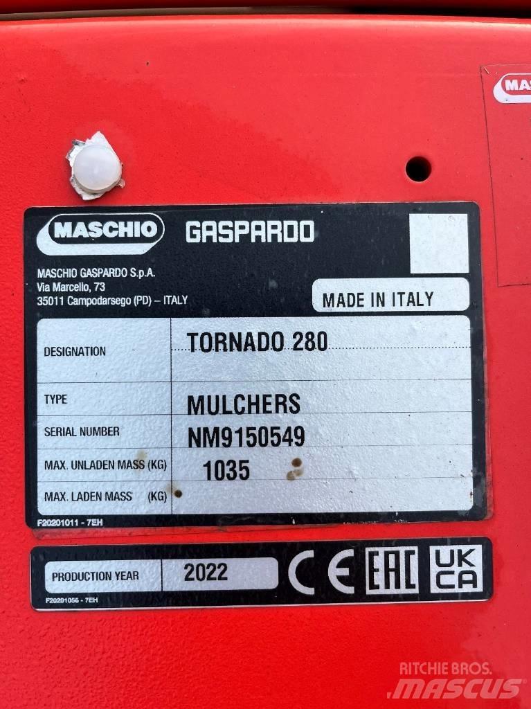 Maschio Tornado 280 جزازات وأغطية المراعي