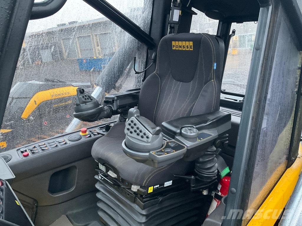 Ponsse SCORPION 8W حصادات