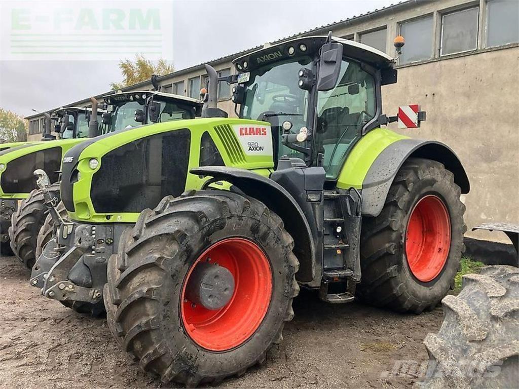CLAAS axion 920 الجرارات