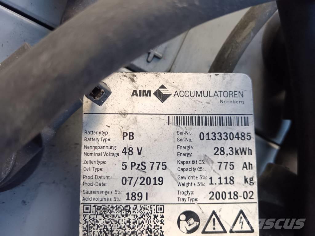 Linde E16H-02-386 شاحنات ذات رافعات شوكية تعمل بالكهرباء