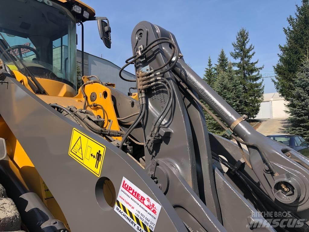 Volvo L90H لوادر بعجل