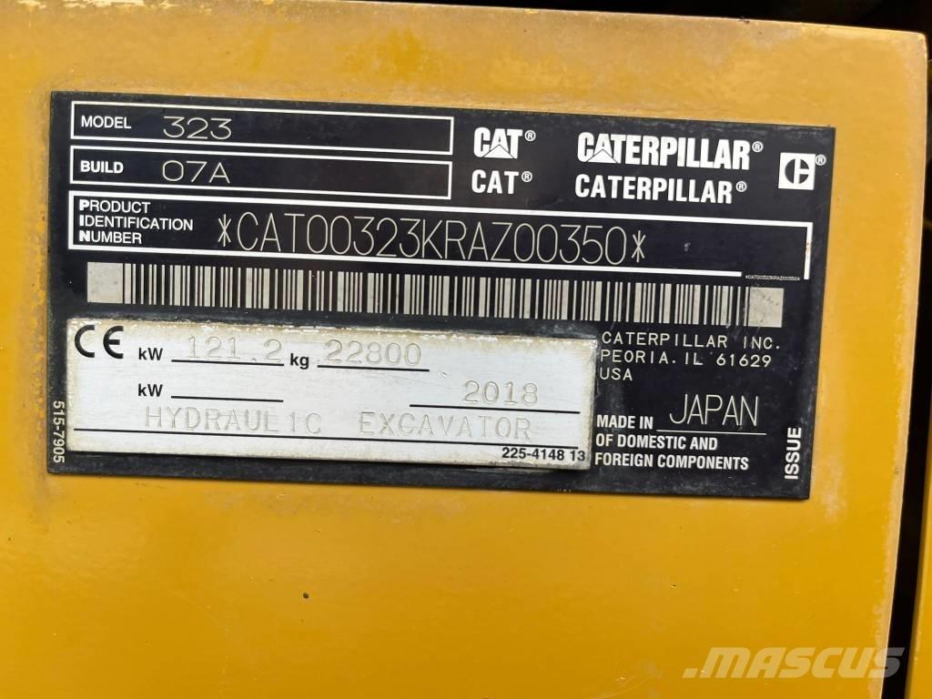 CAT 323 07A حفارات زحافة