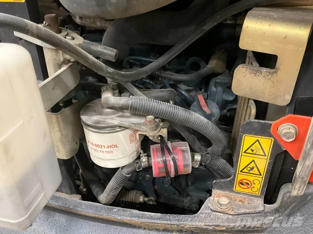 Kubota U 27-4 حفارات صغيرة أقل من 7 طن (حفارات صغيرة)