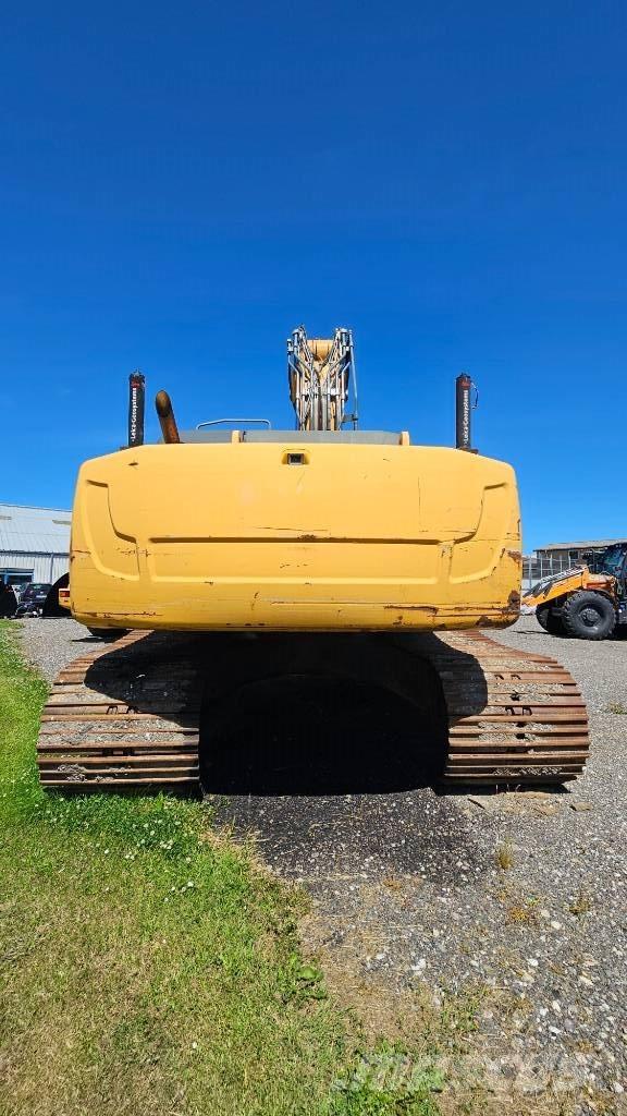 Liebherr R 926 LC حفارات زحافة