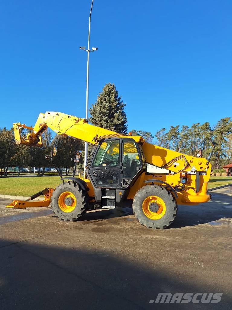 JCB 540-200 540-200 لوادر متعددة الأغراض