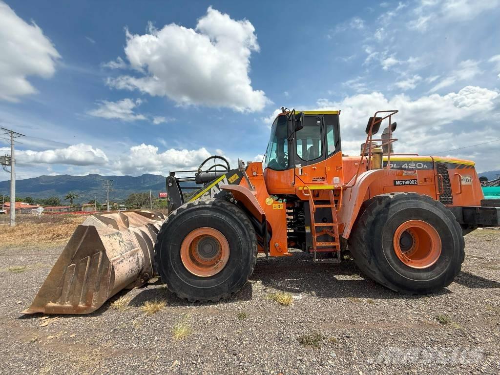Doosan DL420A لوادر بعجل