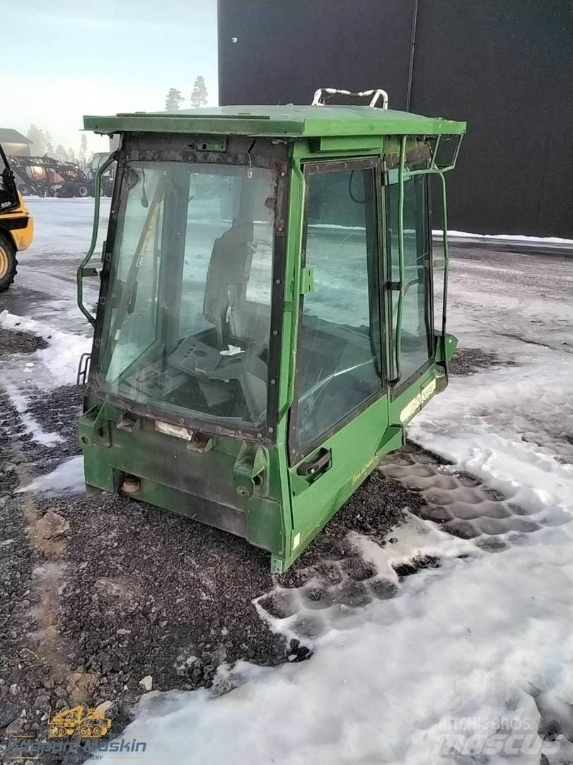 John Deere 1710 كابينة والداخلية