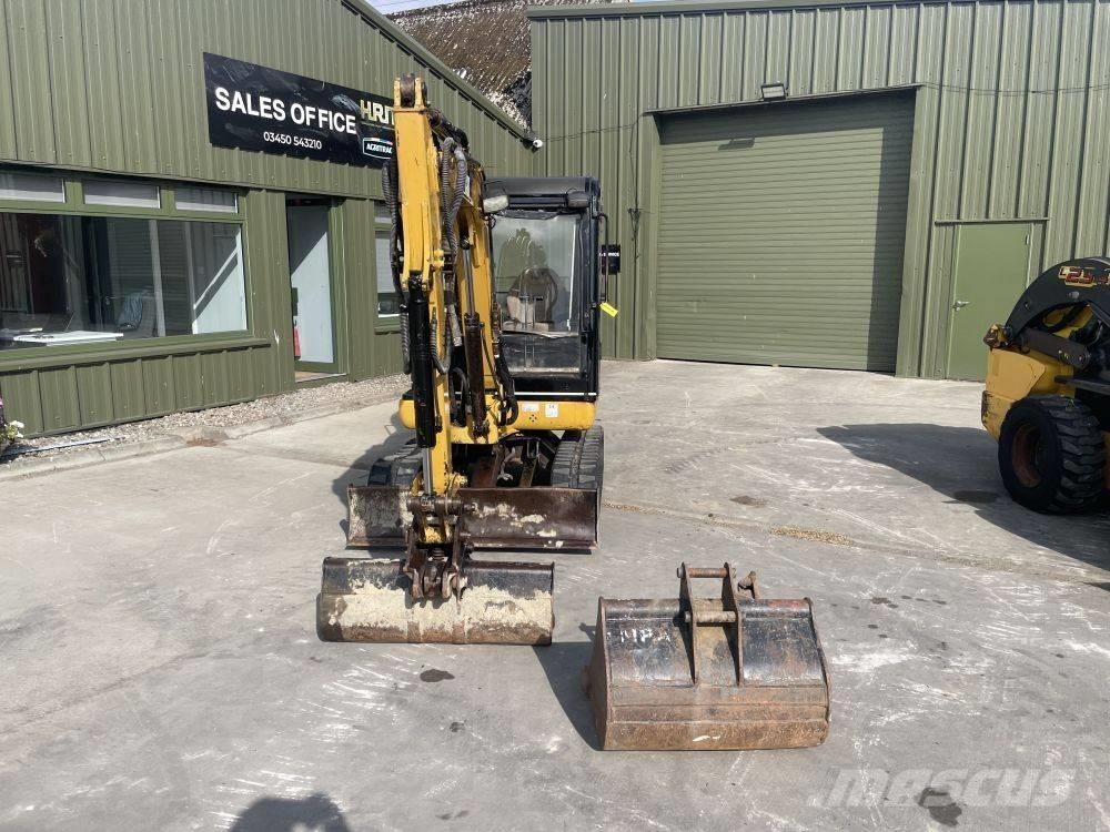 CAT 302.5 حفارات صغيرة أقل من 7 طن (حفارات صغيرة)
