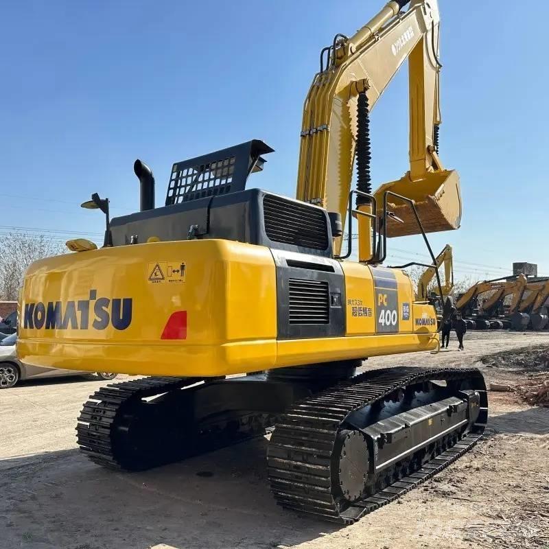 Komatsu PC 400 حفارات زحافة