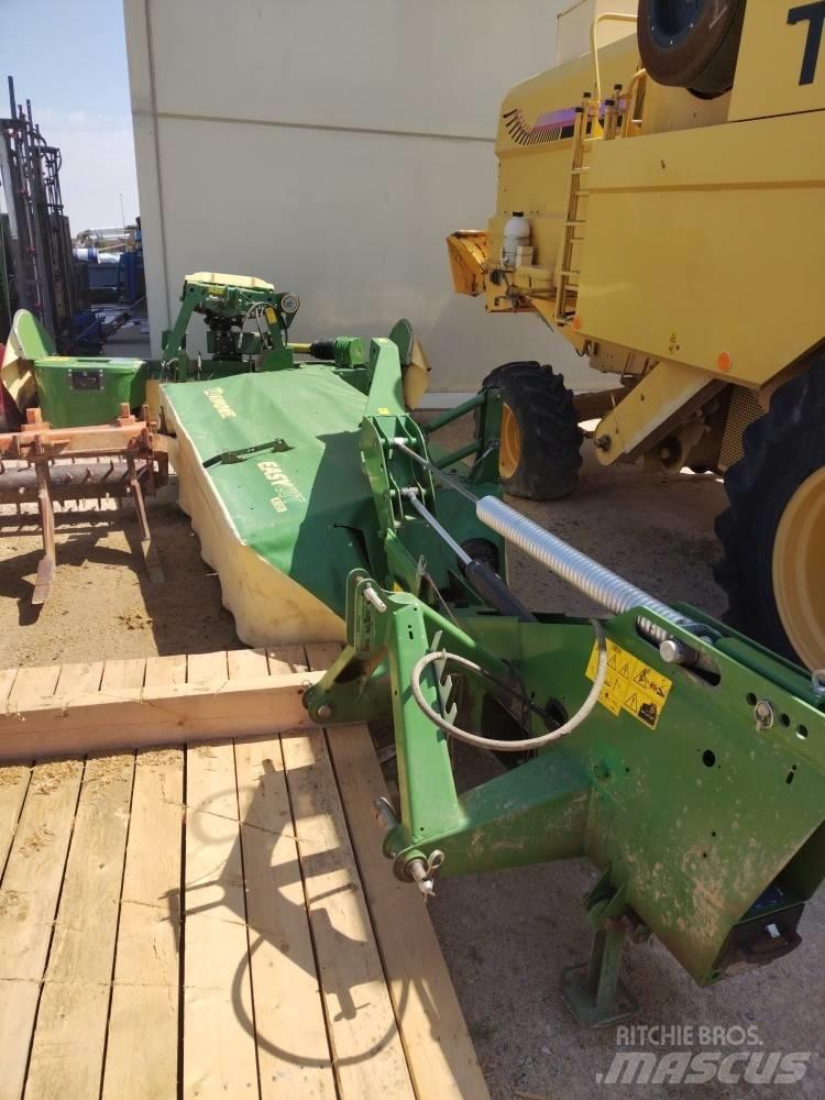 Krone Easy Cut R320 جزازات