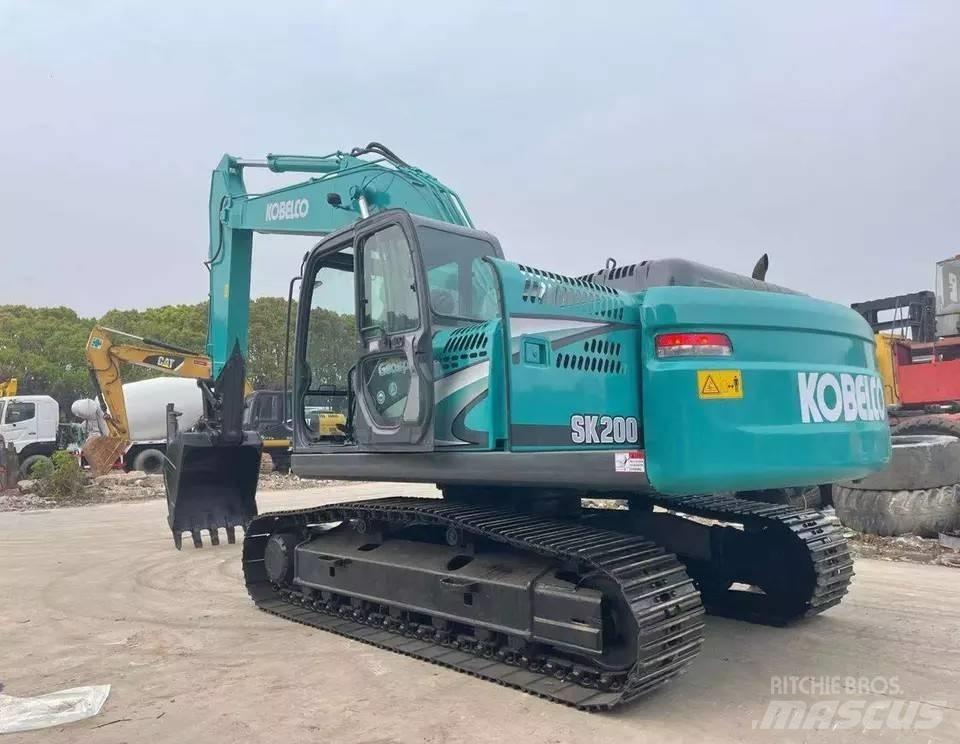 Kobelco SK 200 حفارات زحافة