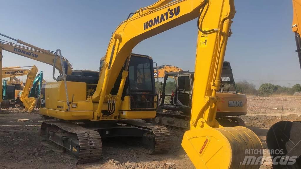 Komatsu PC 130 حفارات زحافة