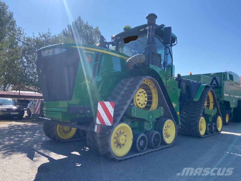 John Deere 9620 R الجرارات