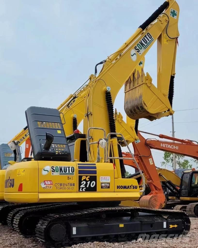 Komatsu 210LC-8 حفارات زحافة