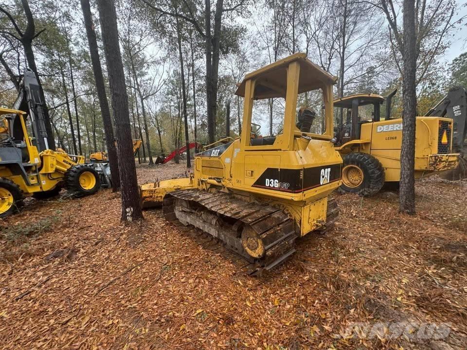 CAT D 3 G LGP بلدوزرات مجنزرة