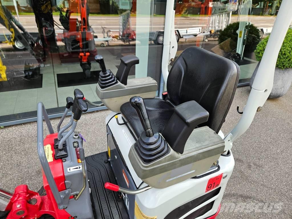 Takeuchi TB 210 حفارات صغيرة أقل من 7 طن (حفارات صغيرة)