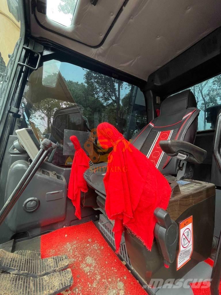 Sany SY 135 C حفارات زحافة