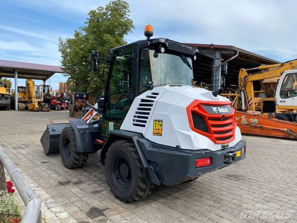 Bobcat L 75 لوادر بعجل