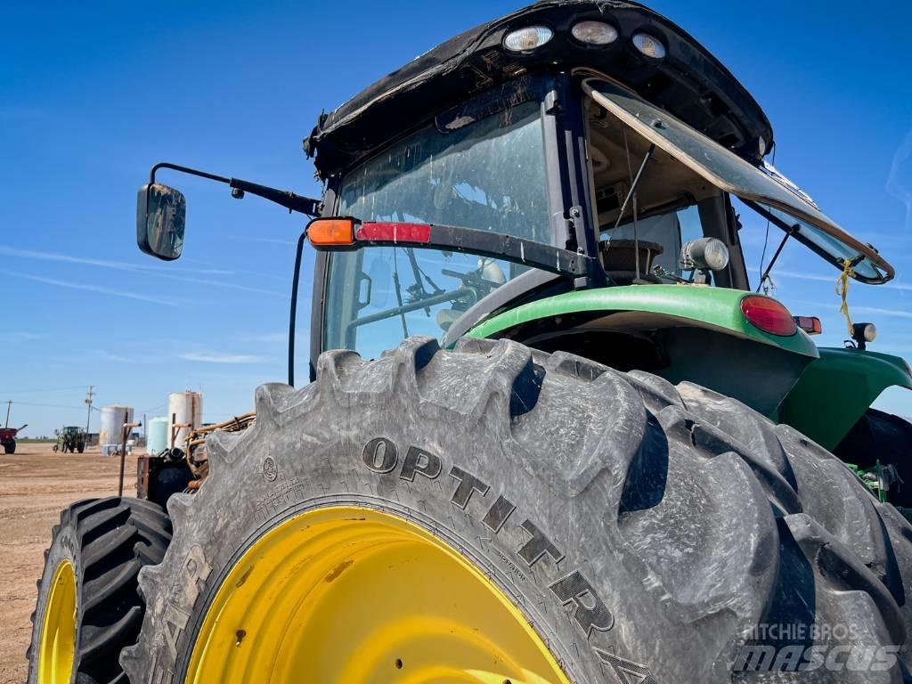John Deere 8295 R الجرارات