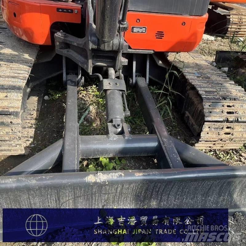 Kubota U 40 حفارات صغيرة أقل من 7 طن (حفارات صغيرة)