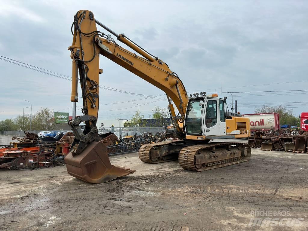 Liebherr R 934 C حفارات زحافة