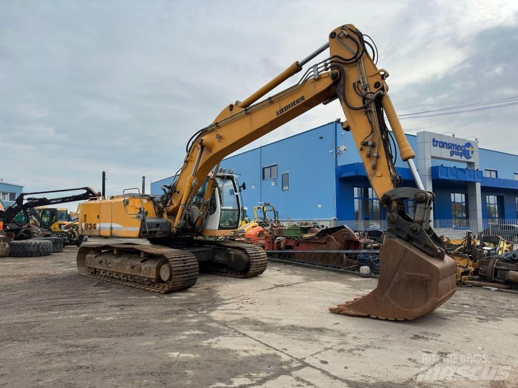 Liebherr R 934 C حفارات زحافة