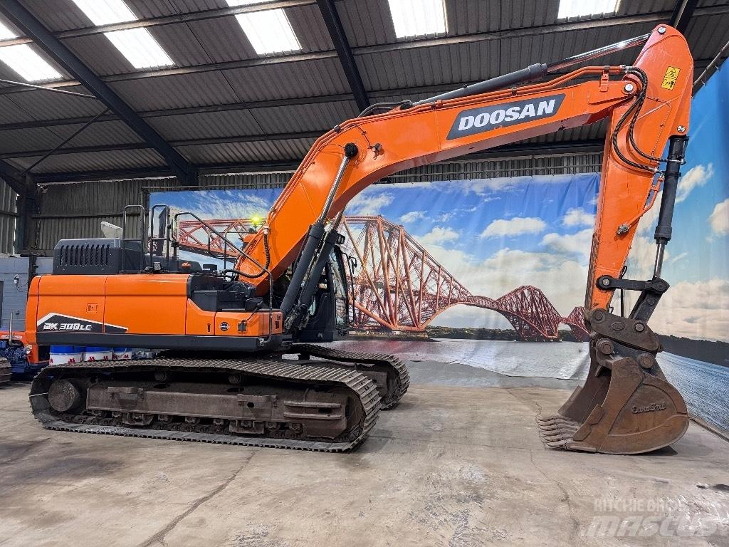 Doosan DX 300 LC-7 حفارات زحافة