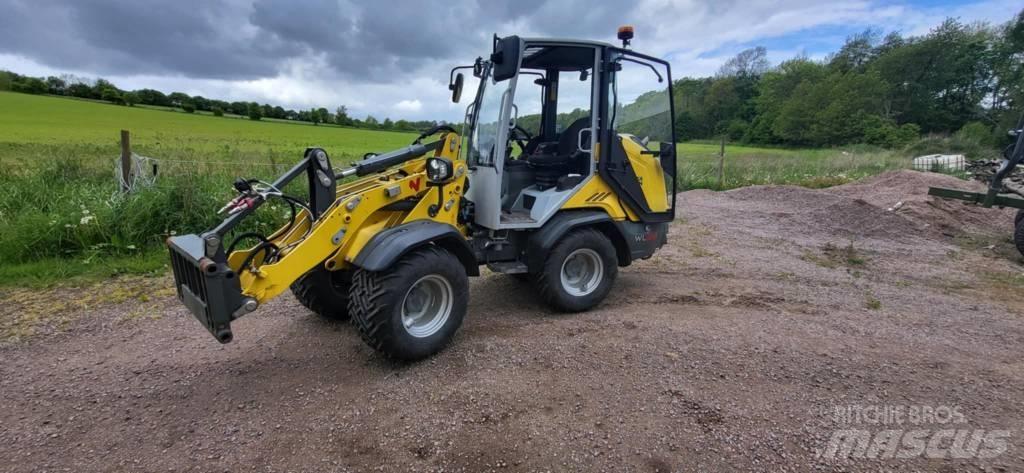 Wacker Neuson WL 28 لوادر انزلاقية التوجيه