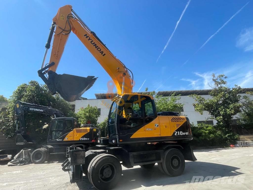 Hyundai R210W حفارات بعجل