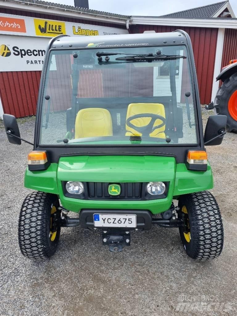 John Deere Gator TE ماكينات منفعة عامة