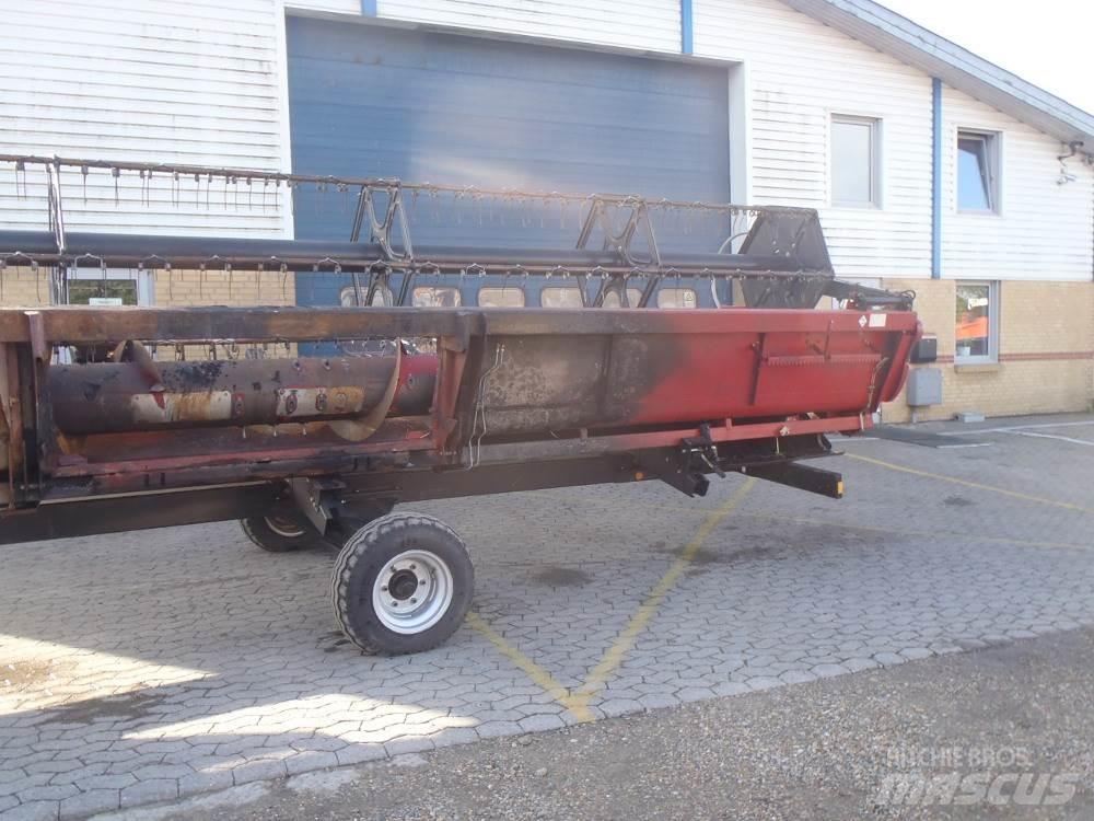 Case IH 2050 الجرارات