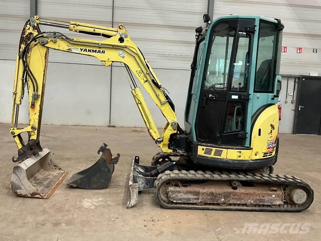 Yanmar Vio 33 U حفارات صغيرة أقل من 7 طن (حفارات صغيرة)