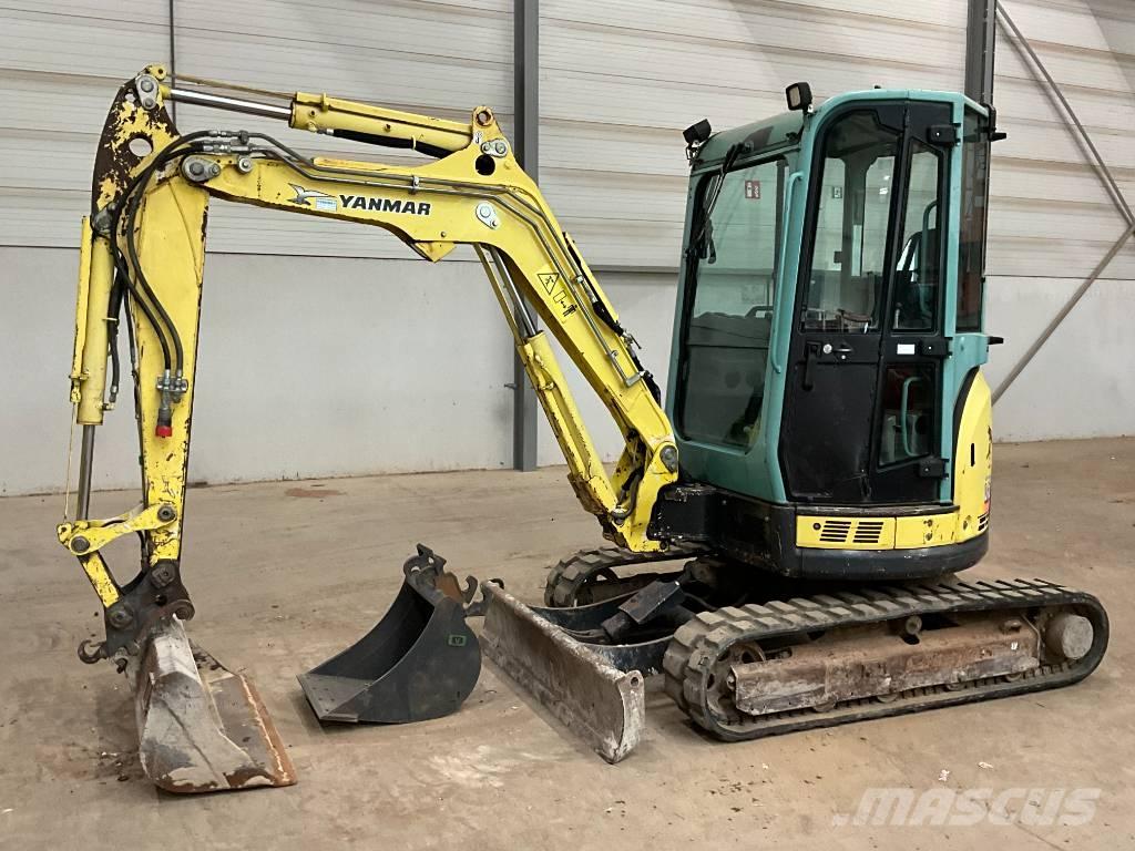 Yanmar Vio 33 U حفارات صغيرة أقل من 7 طن (حفارات صغيرة)