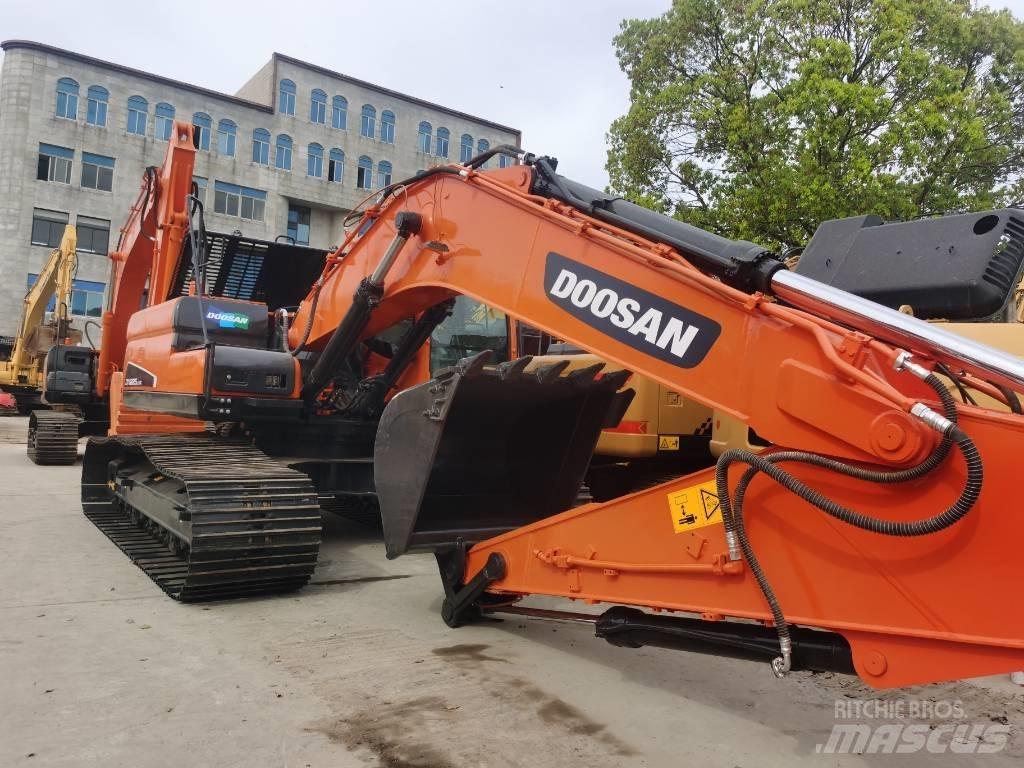 Doosan DX 225LC-9C حفارات زحافة
