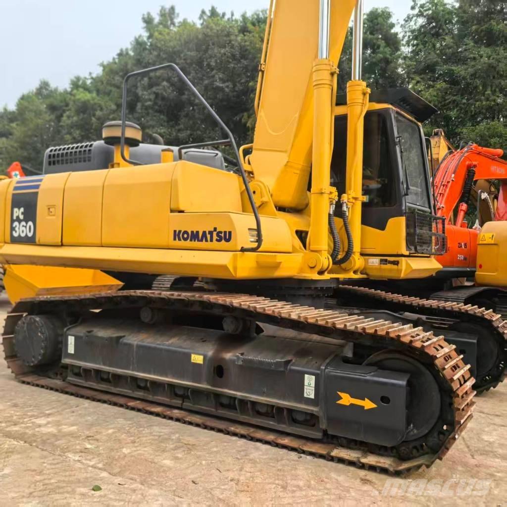 Komatsu PC360-7 حفارات وسط 7 طن - 12 طن