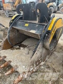 Godet MB BF 120.4 سحق الدلاء