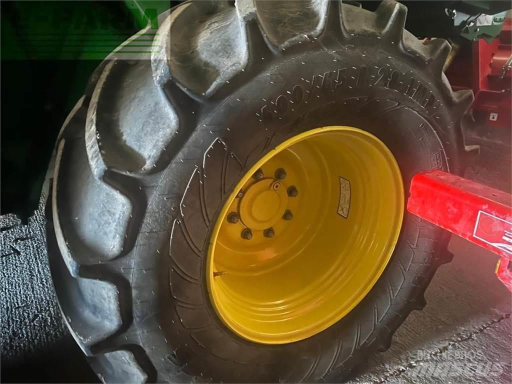 John Deere T550 حصادات
