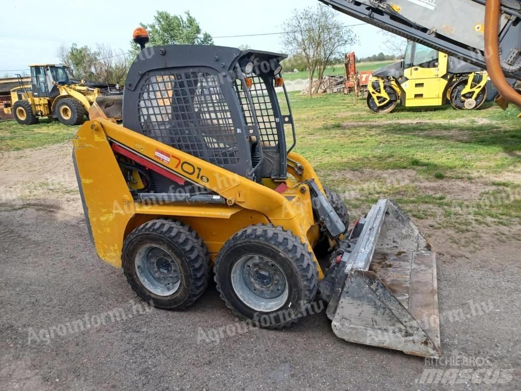 Wacker Neuson 701 S لوادر صغيرة