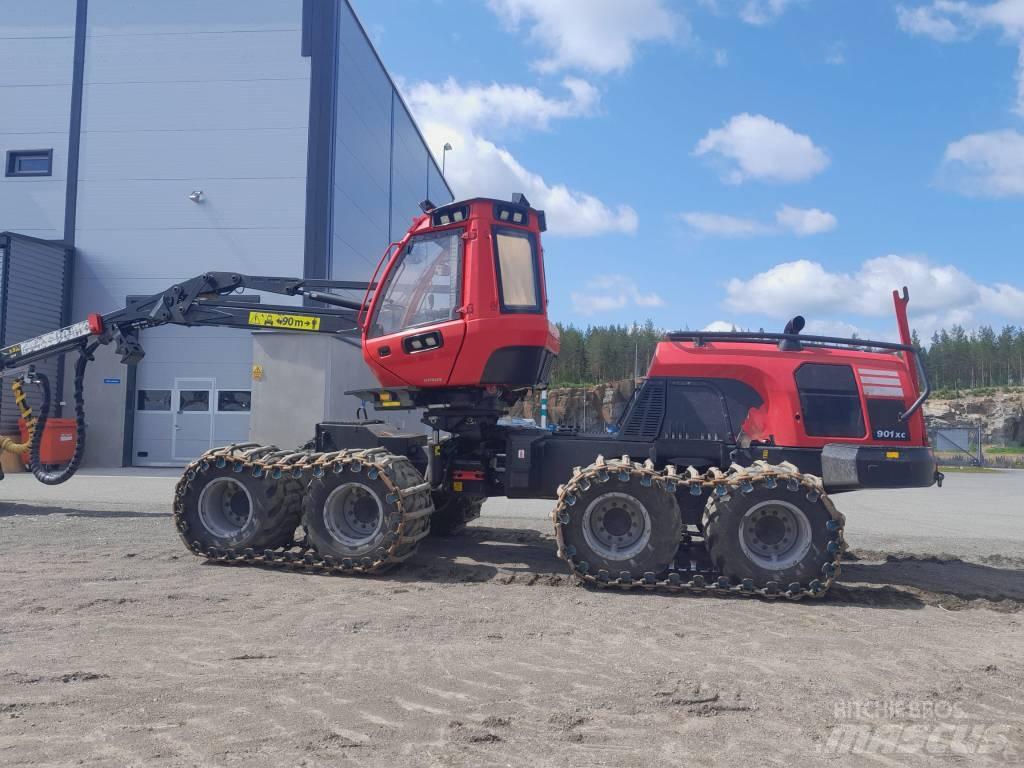 Komatsu 901 XC حصادات