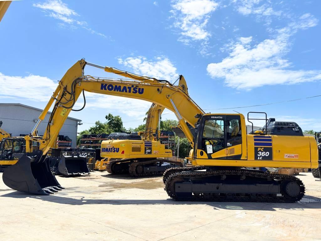 Komatsu PC360LC-11E0 حفارات زحافة