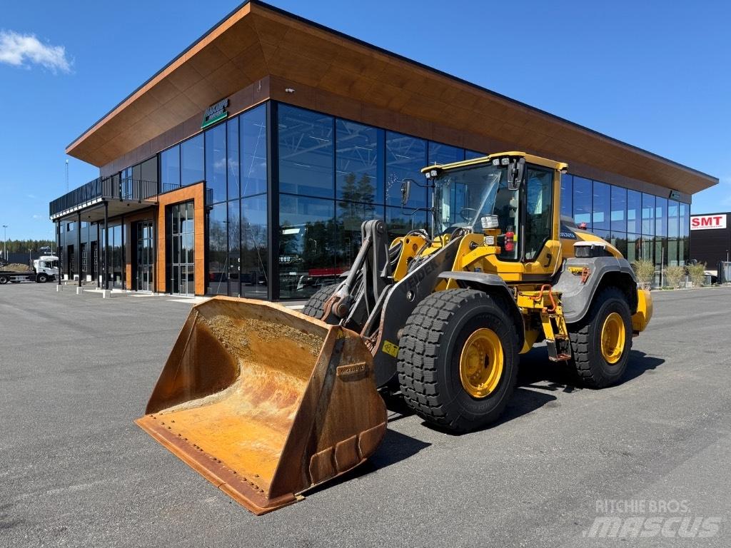 Volvo L110 H لوادر بعجل