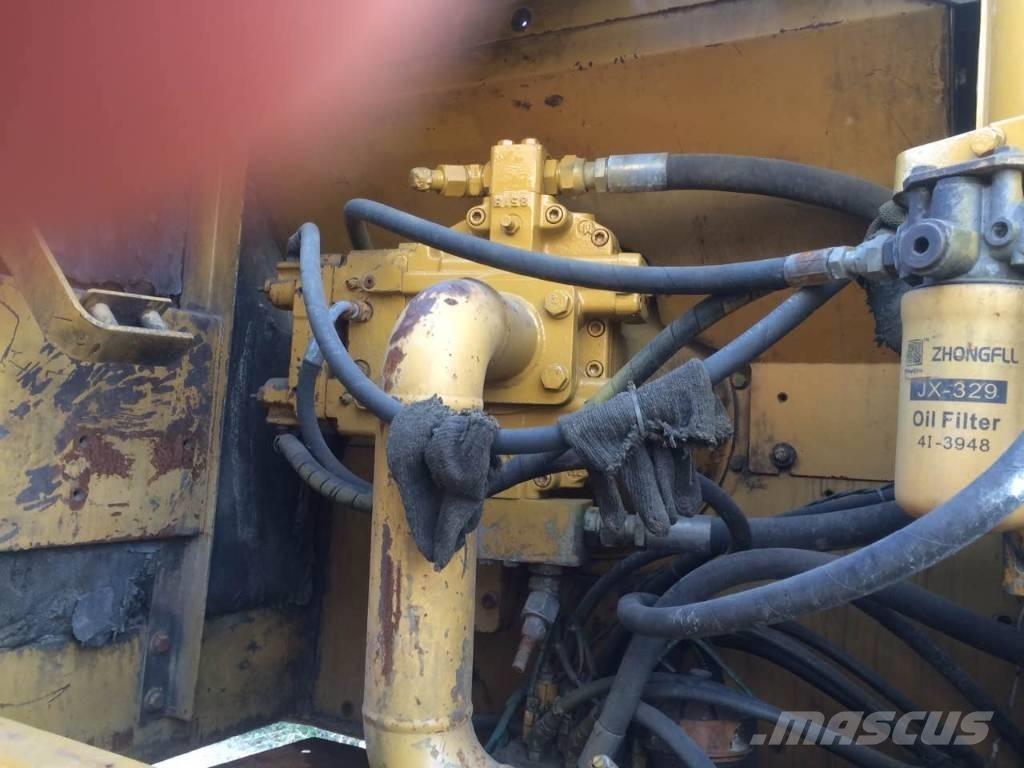 CAT 325 B حفارات زحافة