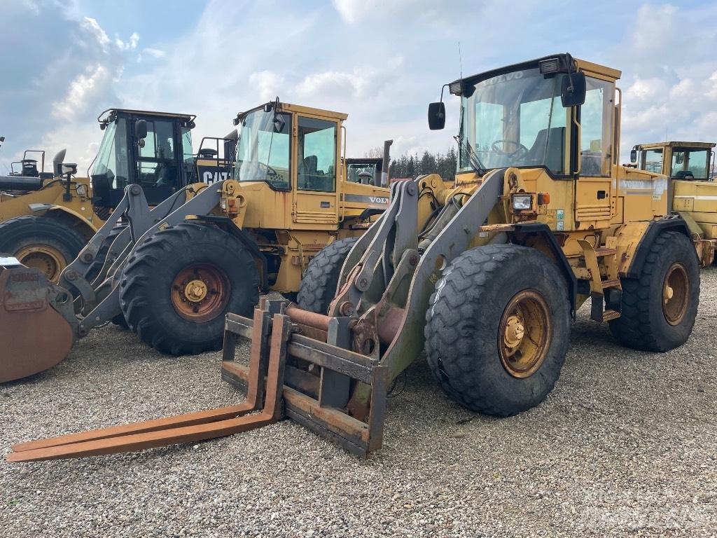 Volvo L70C لوادر بعجل