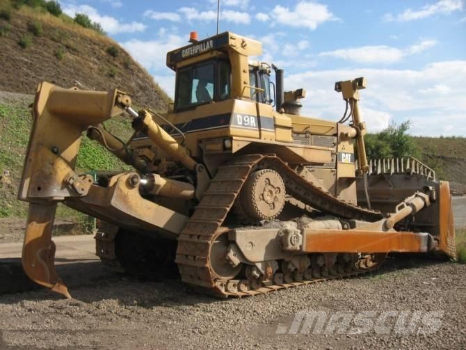CAT D9R بلدوزرات مجنزرة