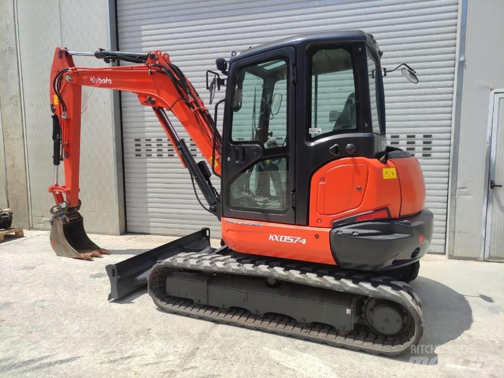 Kubota KX 057-4 حفارات صغيرة أقل من 7 طن (حفارات صغيرة)