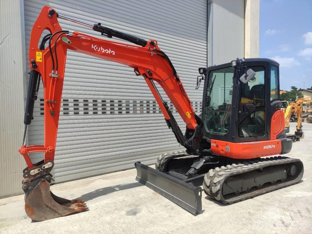 Kubota KX 057-4 حفارات صغيرة أقل من 7 طن (حفارات صغيرة)
