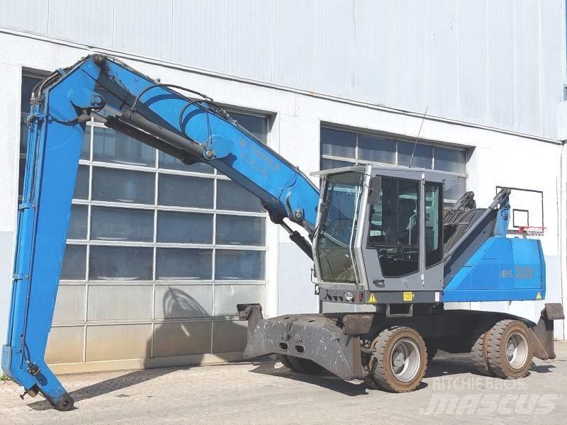 Fuchs MHL 320 D مناولات المخلفات / مناولات صناعية