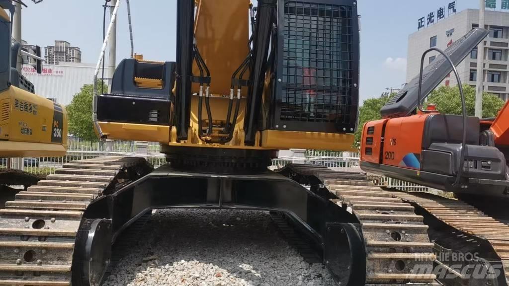 CAT 340 حفارات زحافة